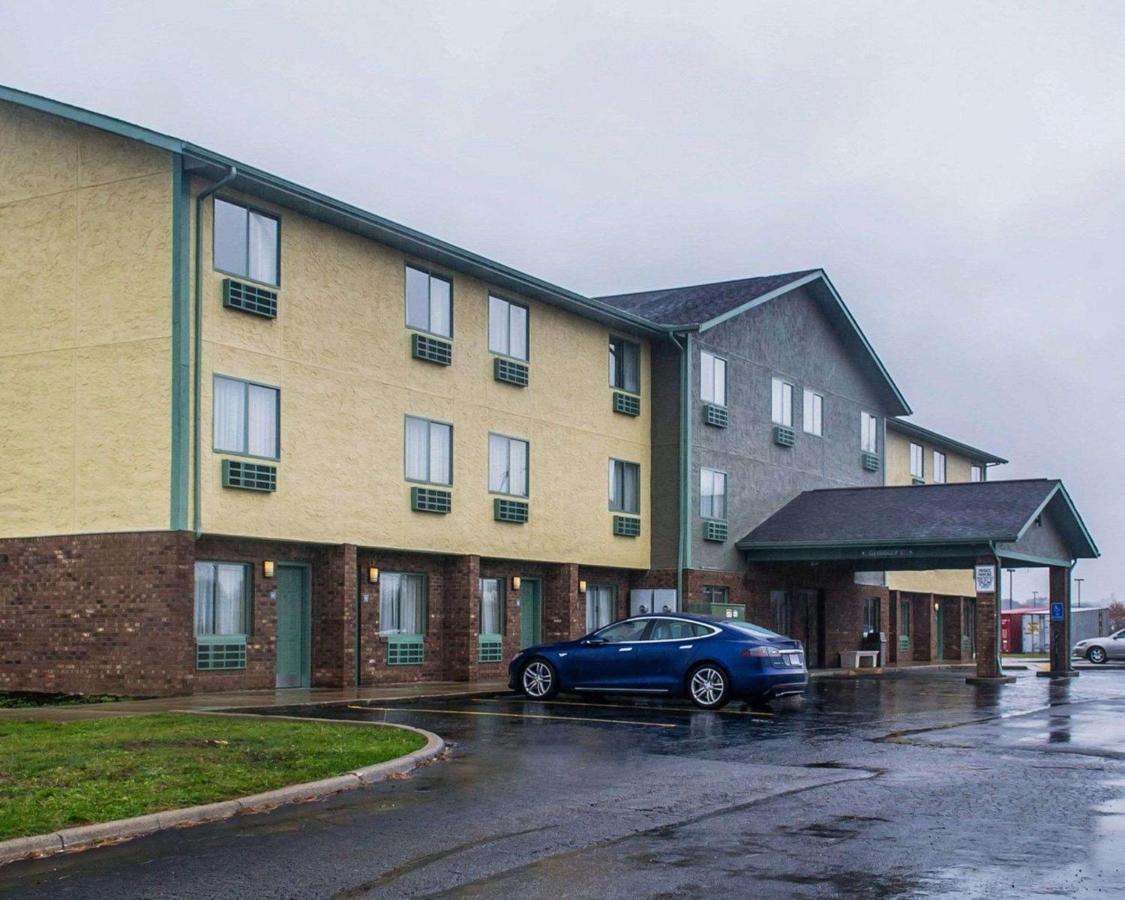 Quality Inn Streetsboro Luaran gambar